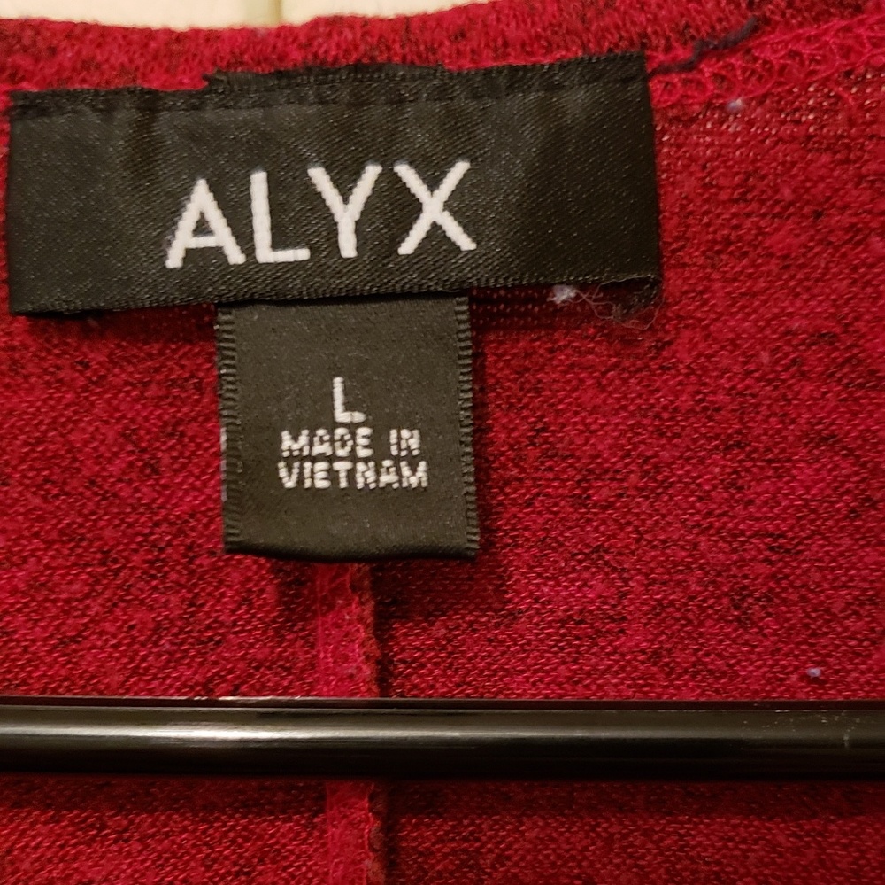 Sweater - Picture 3 of 5